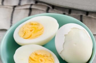 Arduous Boiled Eggs within the Oven